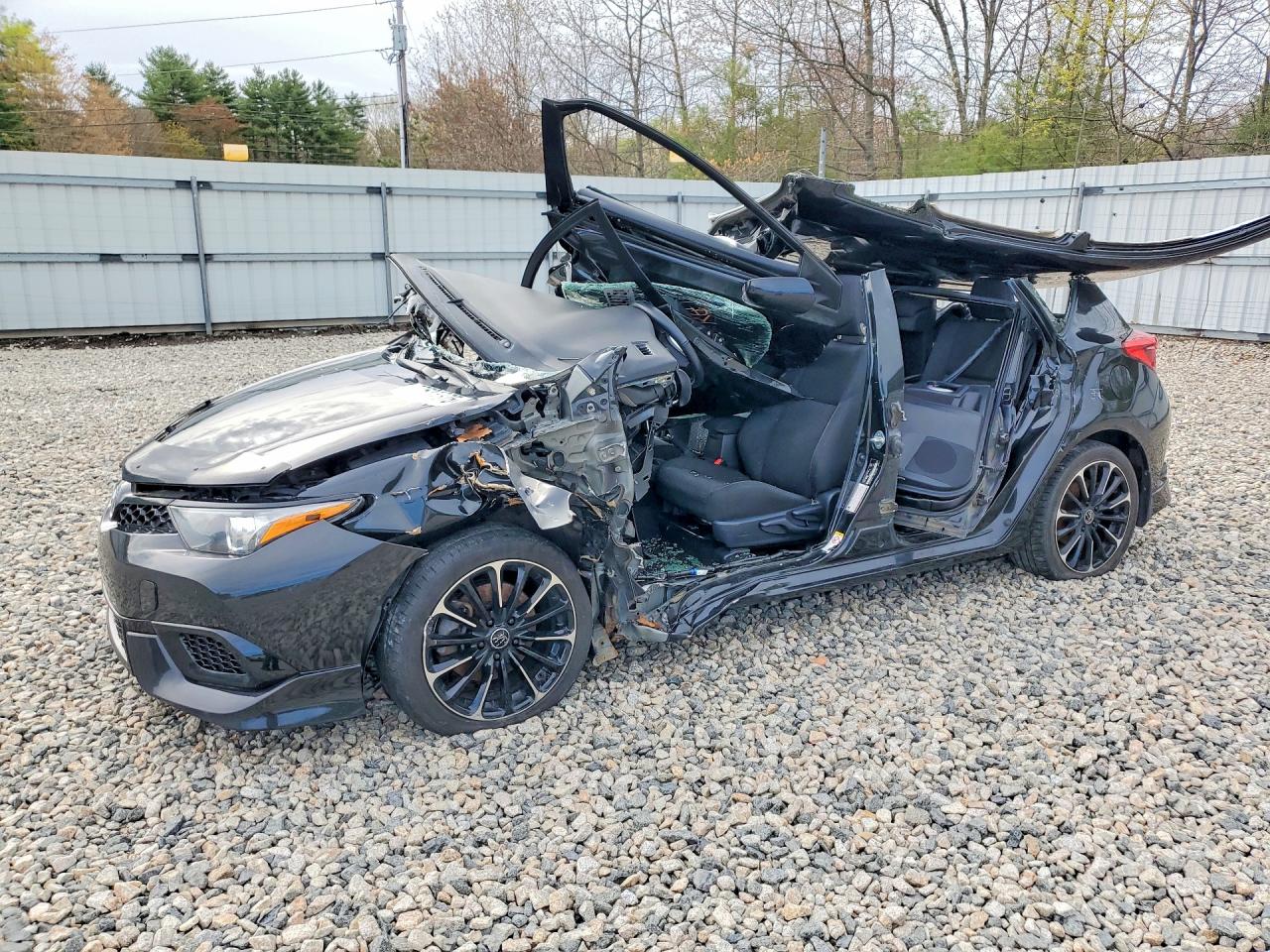 2018 TOYOTA COROLLA IM