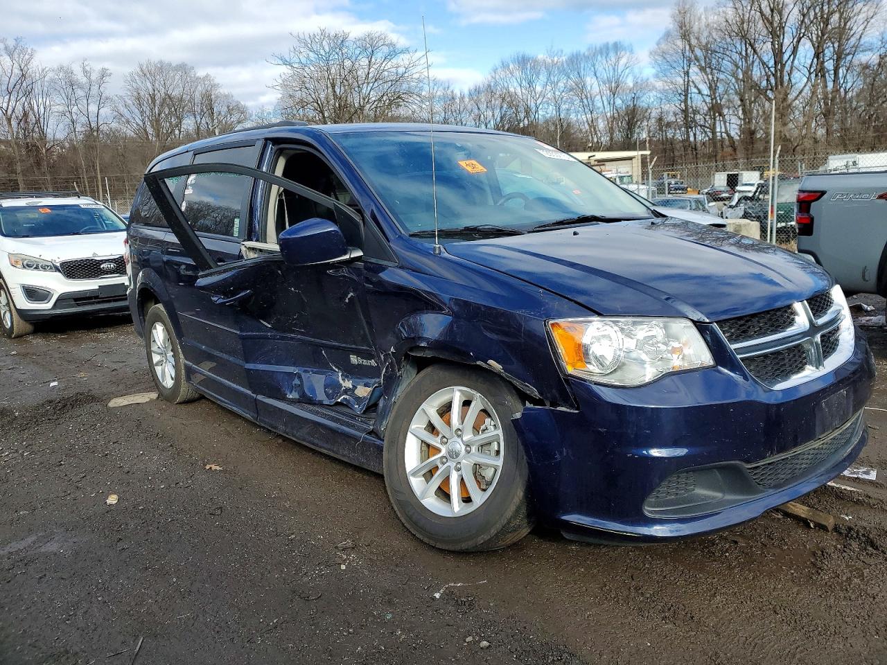 2016 DODGE GRAND CARAVAN SXT — снимка 4