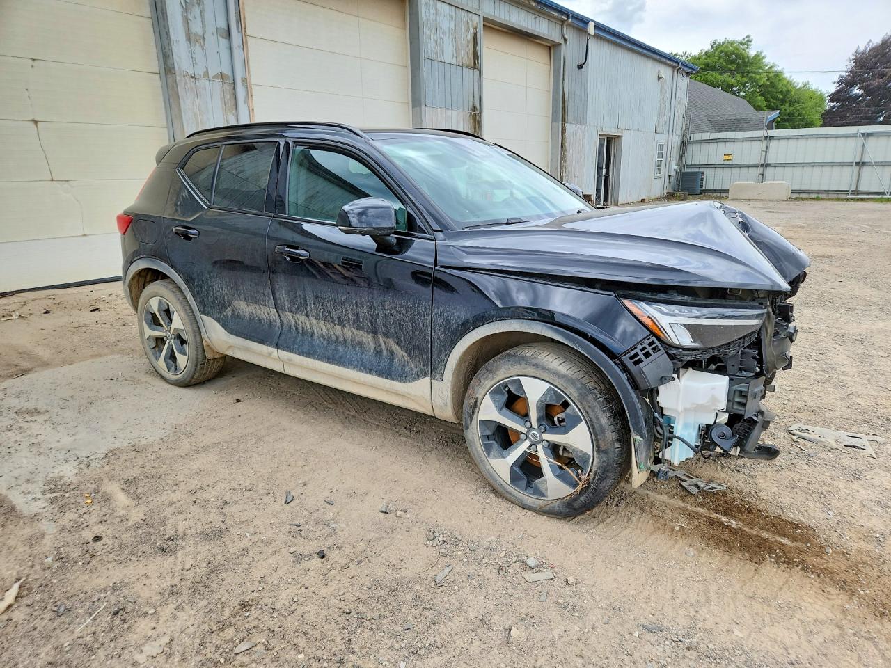 2024 VOLVO XC40 PLUS — снимка 4