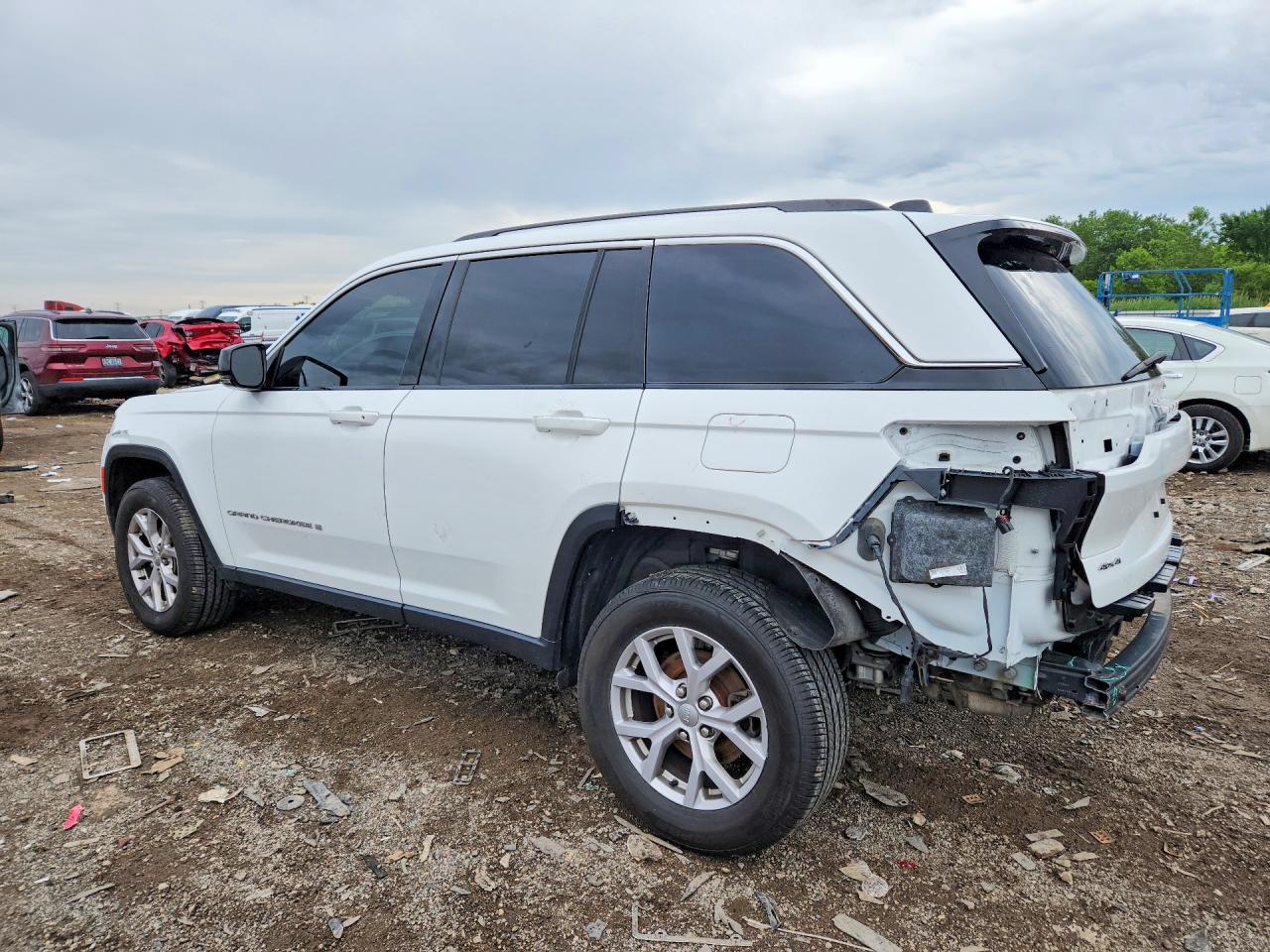 2022 JEEP GRAND CHEROKEE LIMITED — снимка 2