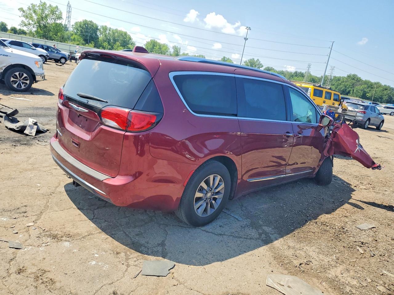 2019 CHRYSLER PACIFICA TOURING L PLUS — снимка 3