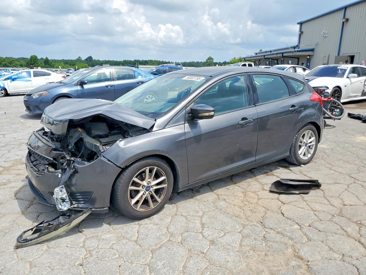 2016 FORD FOCUS SE