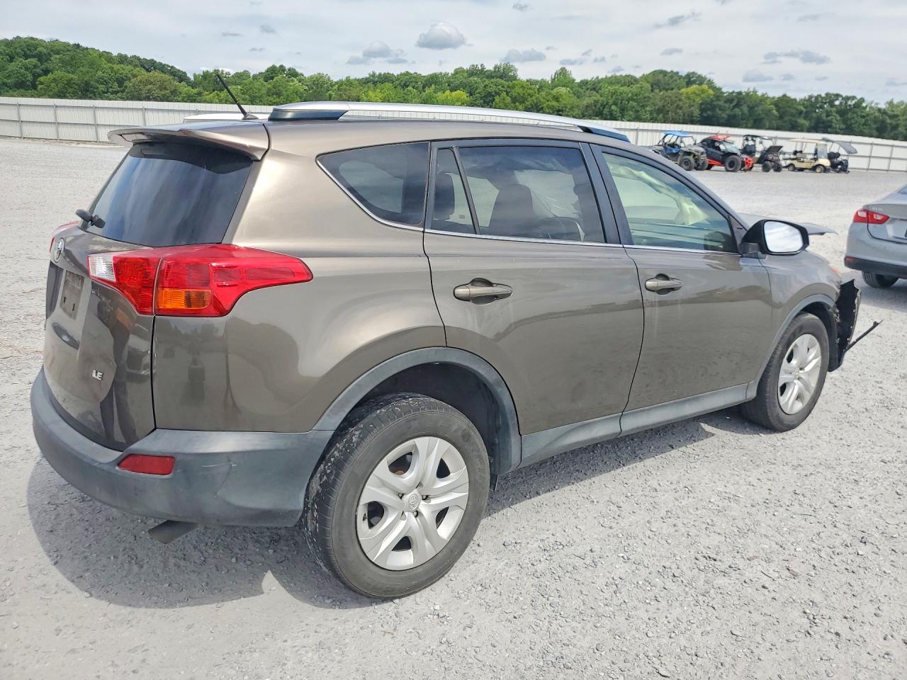2015 TOYOTA RAV4 LE — снимка 4