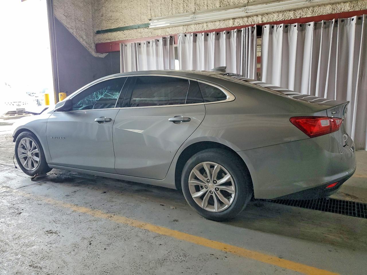 2025 CHEVROLET MALIBU LT — снимка 2