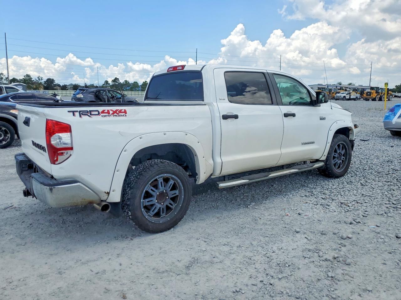 2018 TOYOTA TUNDRA CREWMAX SR5 — снимка 3