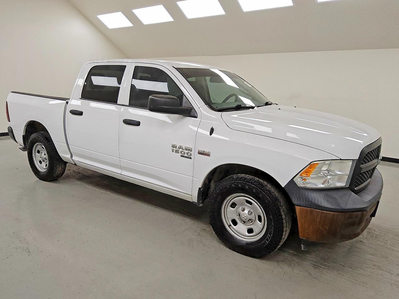 2019 RAM 1500 CLASSIC TRADESMAN — снимка 4
