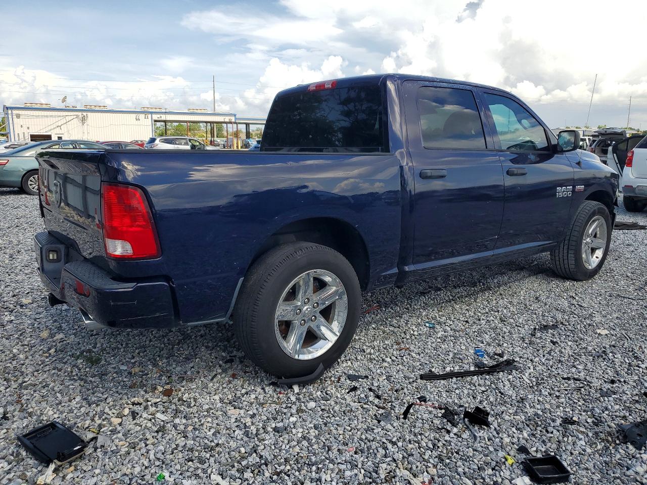 2015 RAM 1500 ST — снимка 3