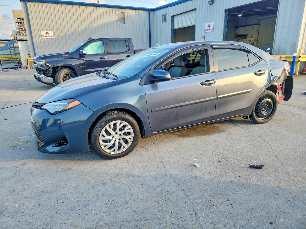 2018 TOYOTA COROLLA LE