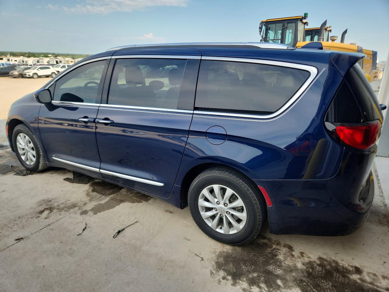 2018 CHRYSLER PACIFICA TOURING L PLUS — снимка 2