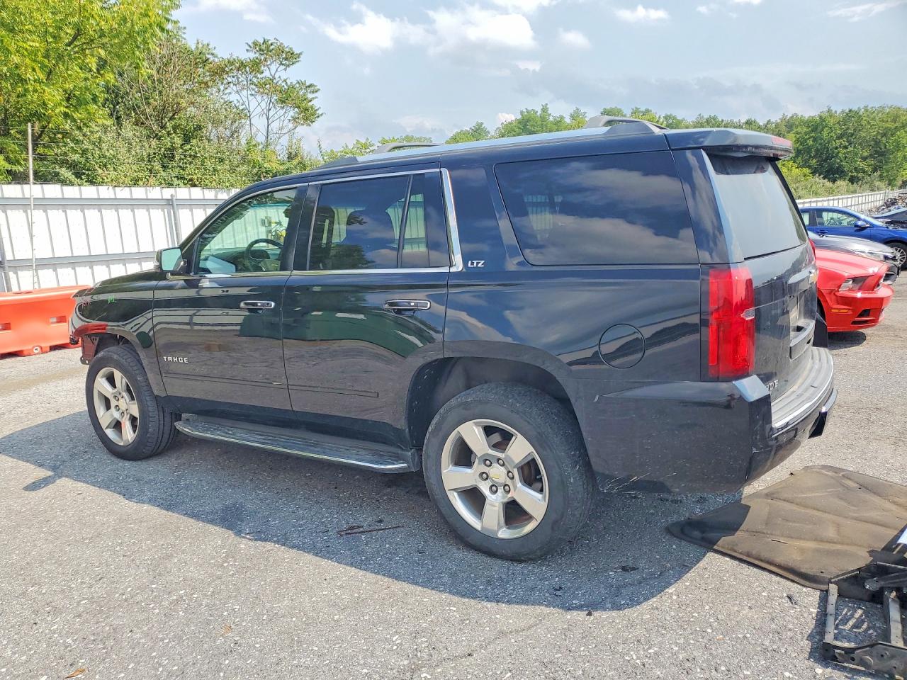 2015 CHEVROLET TAHOE K1500 LTZ — снимка 2