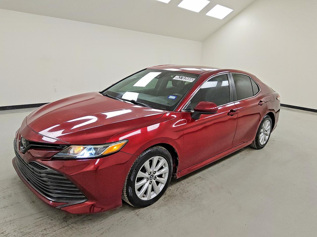 2018 TOYOTA CAMRY LE