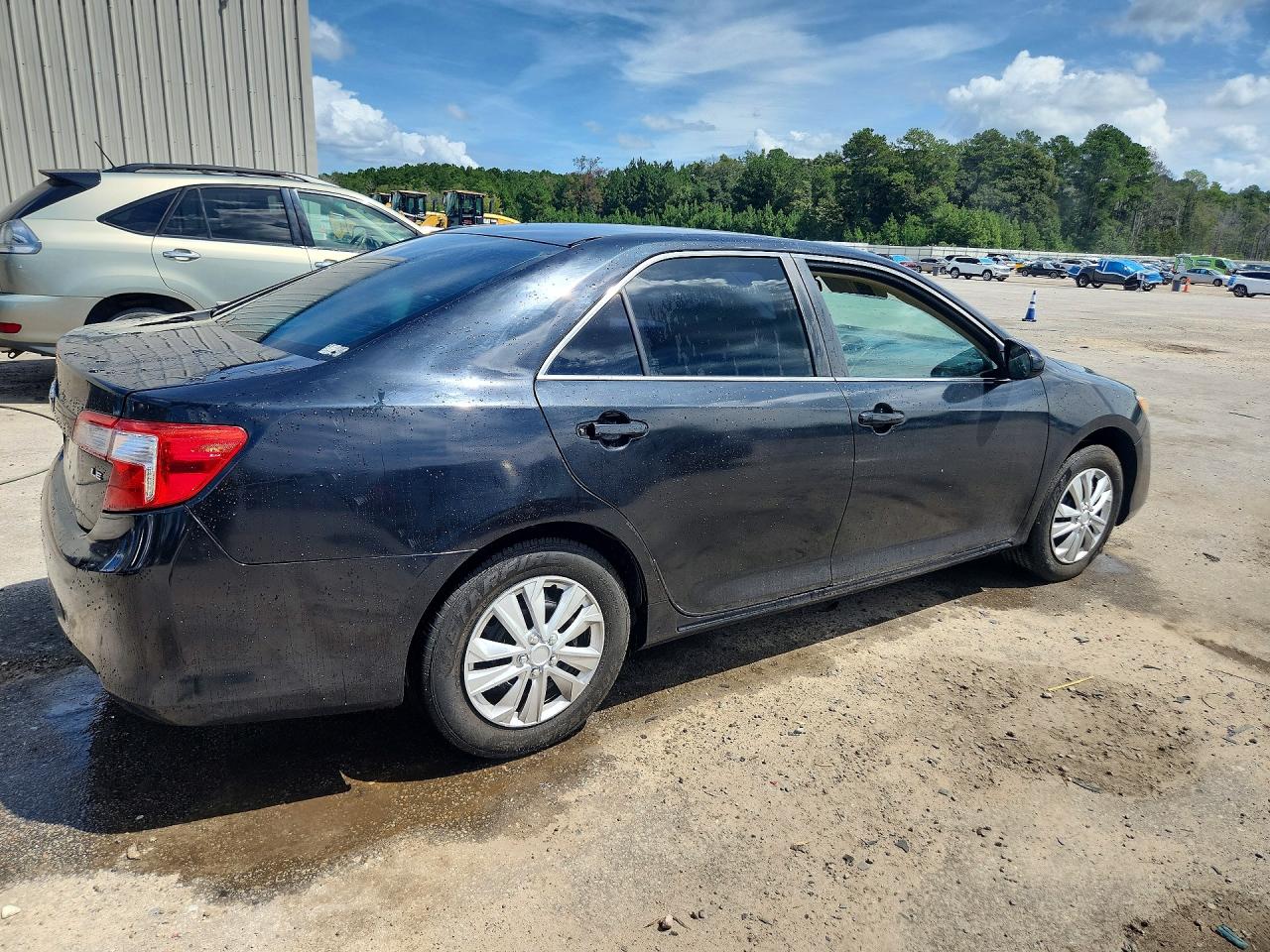 2018 TOYOTA CAMRY LE — снимка 3