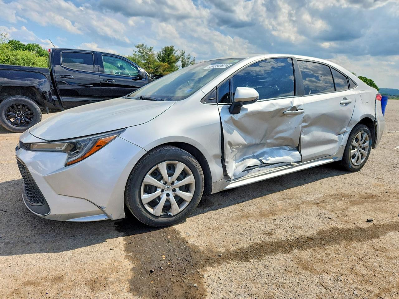 2022 TOYOTA COROLLA LE
