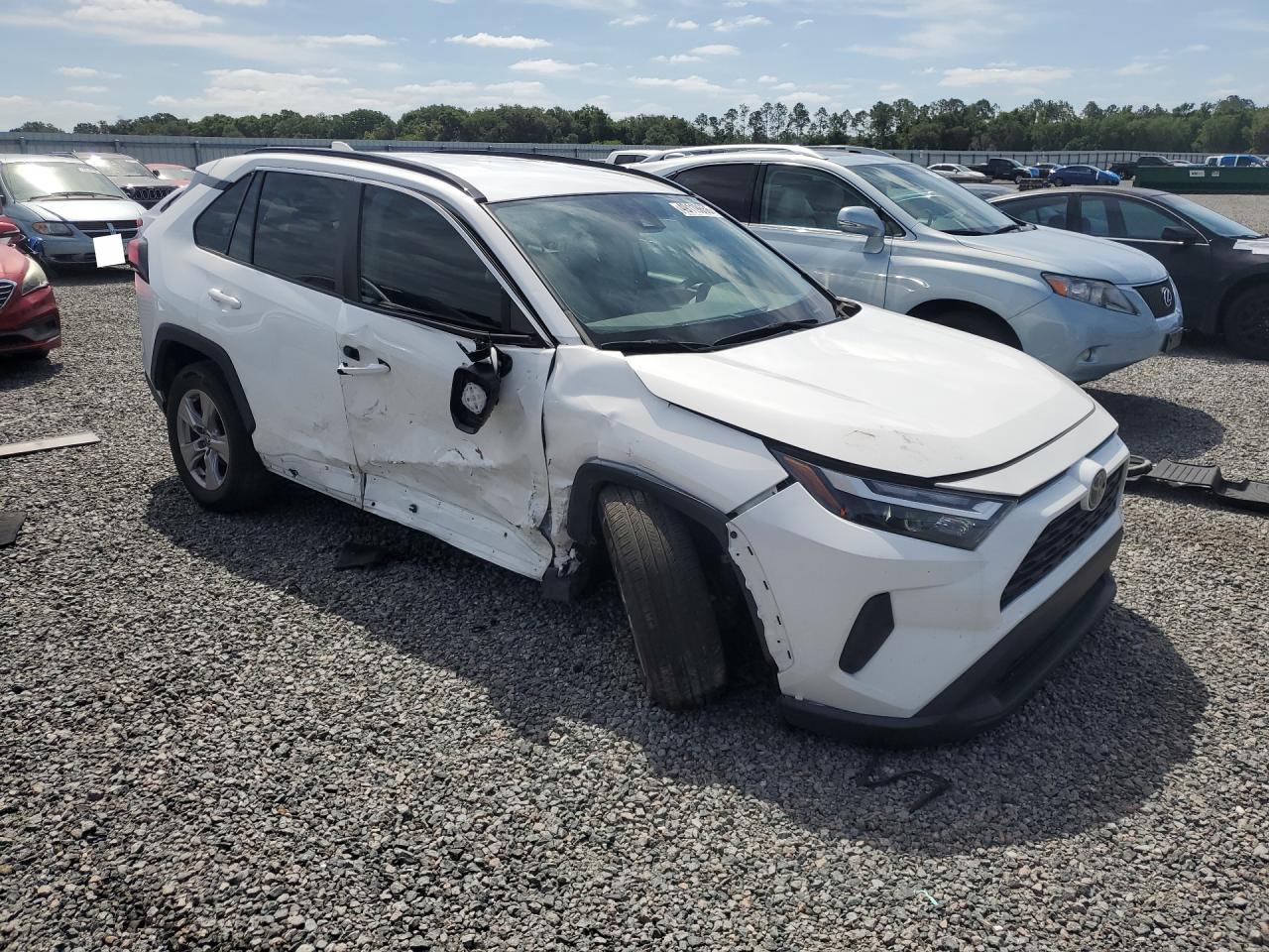 2023 TOYOTA RAV4 XLE — снимка 4