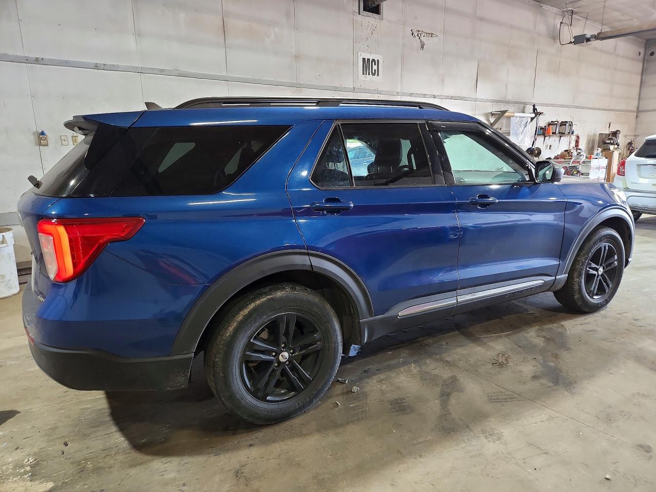 2021 FORD EXPLORER XLT — снимка 3