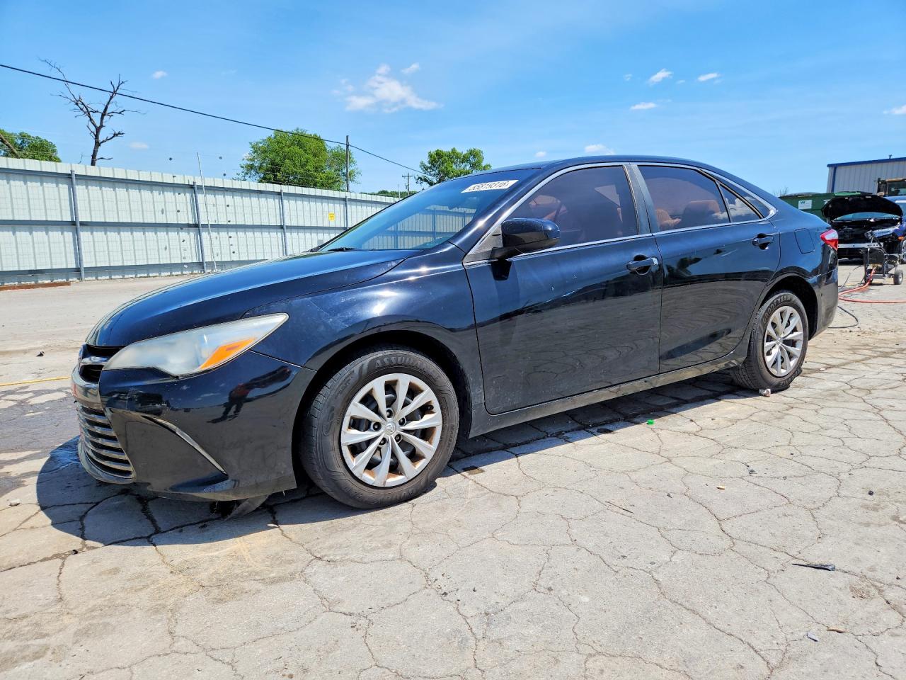 2017 TOYOTA CAMRY LE