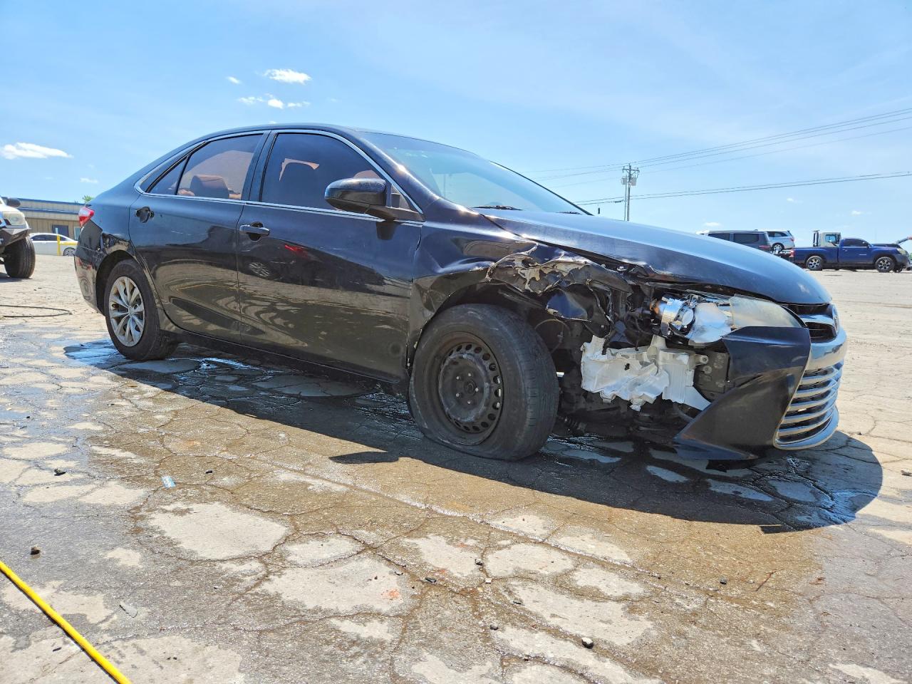 2017 TOYOTA CAMRY LE — снимка 4