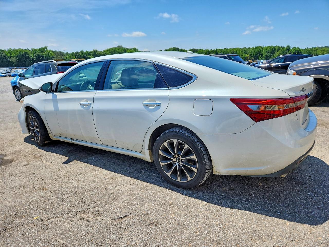 2016 TOYOTA AVALON XLE — снимка 2