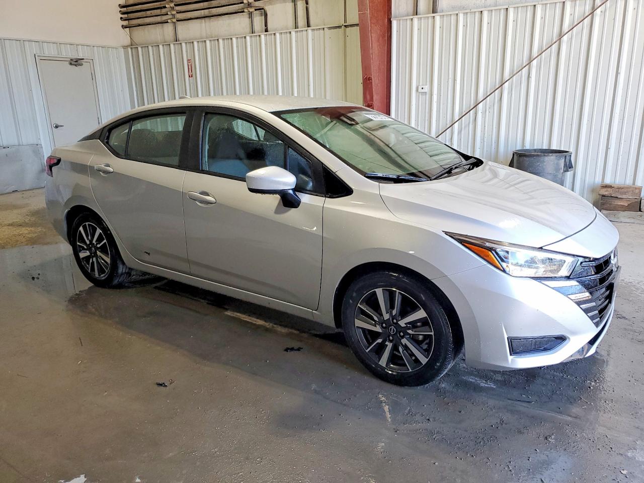 2025 NISSAN VERSA SV — снимка 4