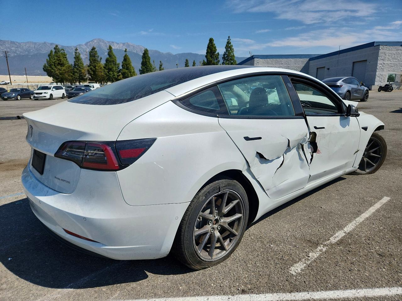 2022 TESLA MODEL 3 — снимка 3