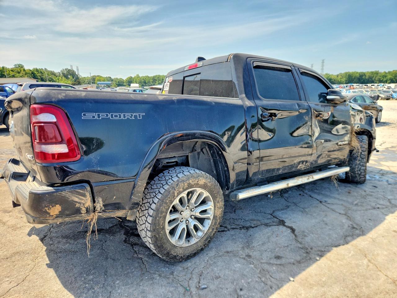 2021 RAM 1500 LARAMIE — снимка 3