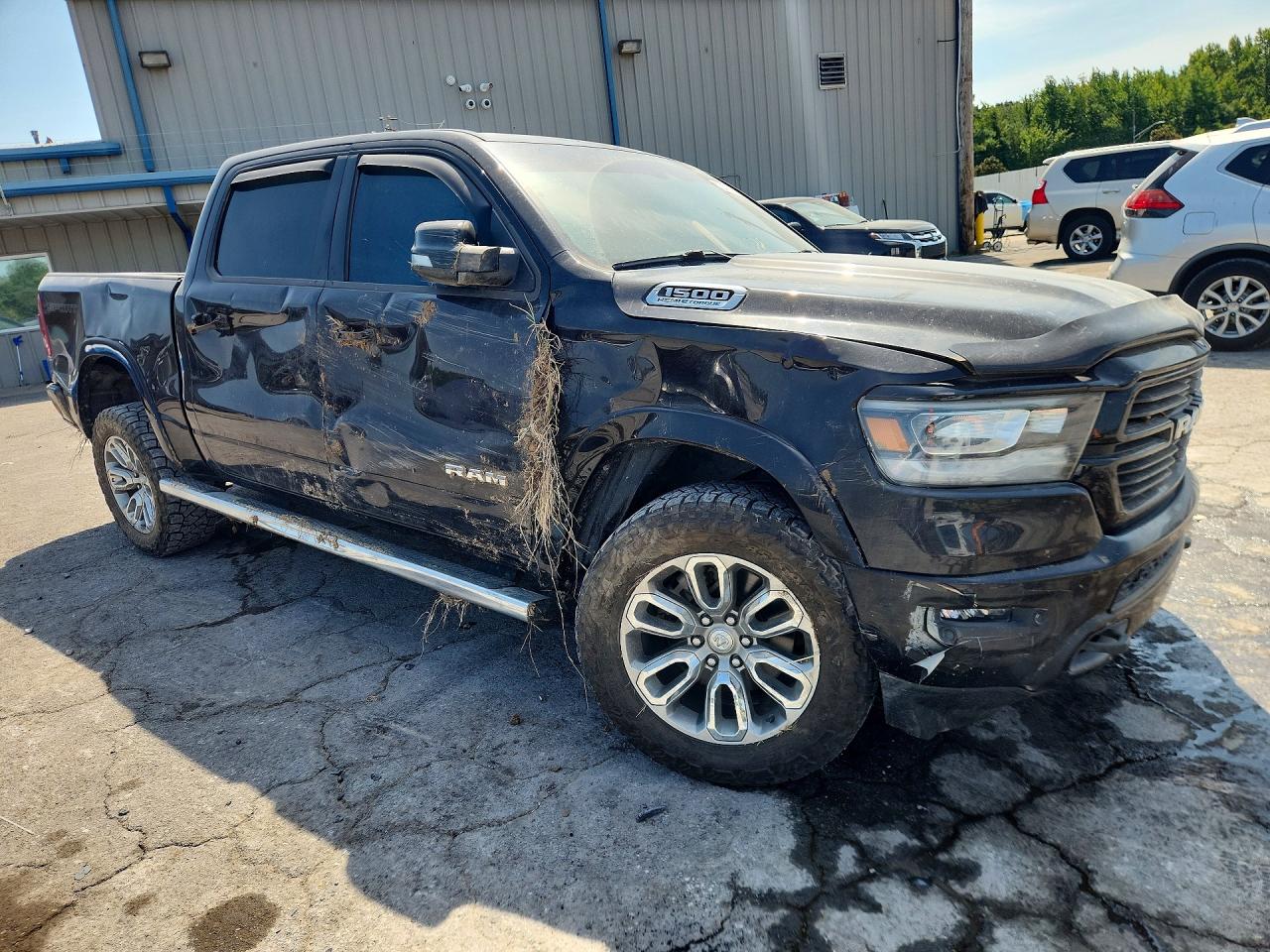 2021 RAM 1500 LARAMIE — снимка 4