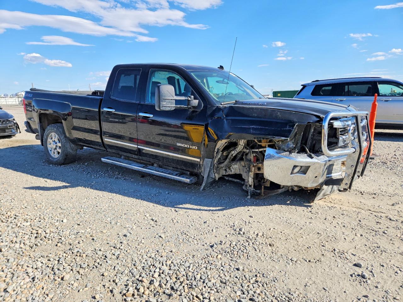 2015 CHEVROLET SILVERADO K3500 LTZ — снимка 4