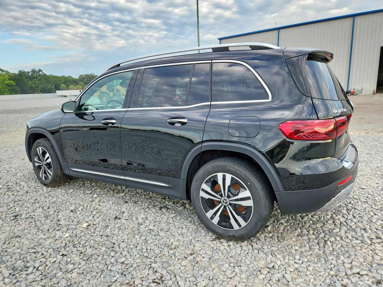 2026 MERCEDES-BENZ GLB 250 4MATIC — снимка 2