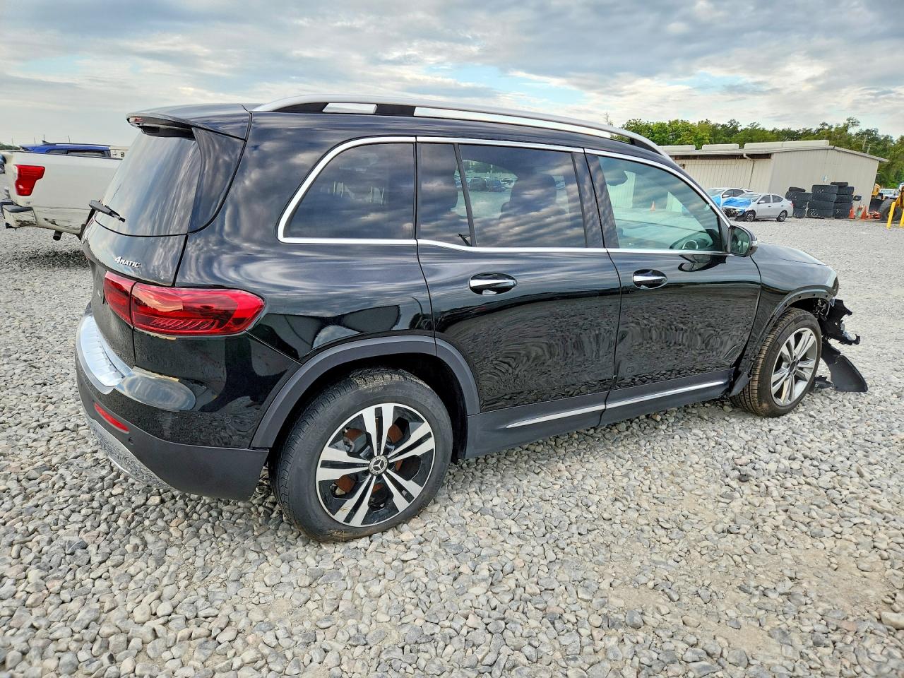 2026 MERCEDES-BENZ GLB 250 4MATIC — снимка 3