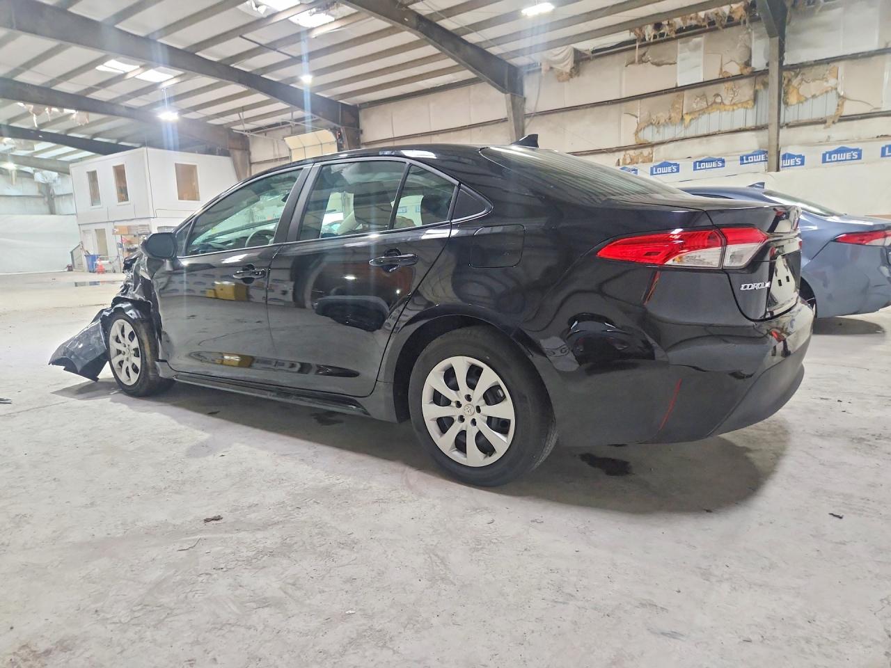 2025 TOYOTA COROLLA LE — снимка 2