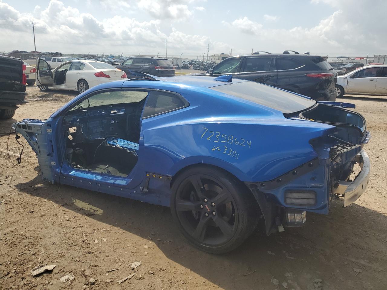 2017 CHEVROLET CAMARO SS — снимка 2