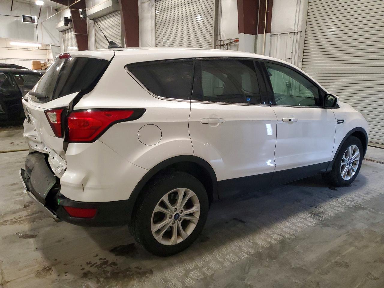 2019 FORD ESCAPE SE — снимка 3