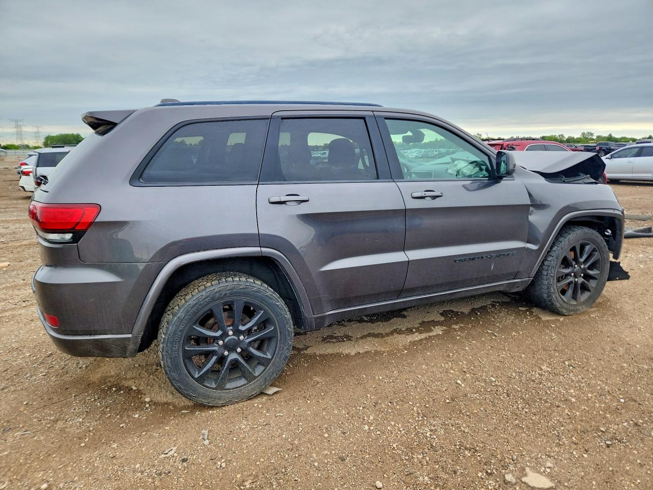2019 JEEP GRAND CHEROKEE LAREDO — снимка 3