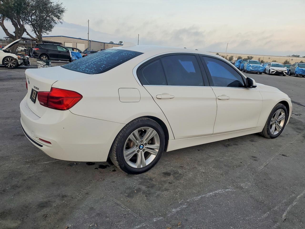 2018 BMW 330 I — снимка 3