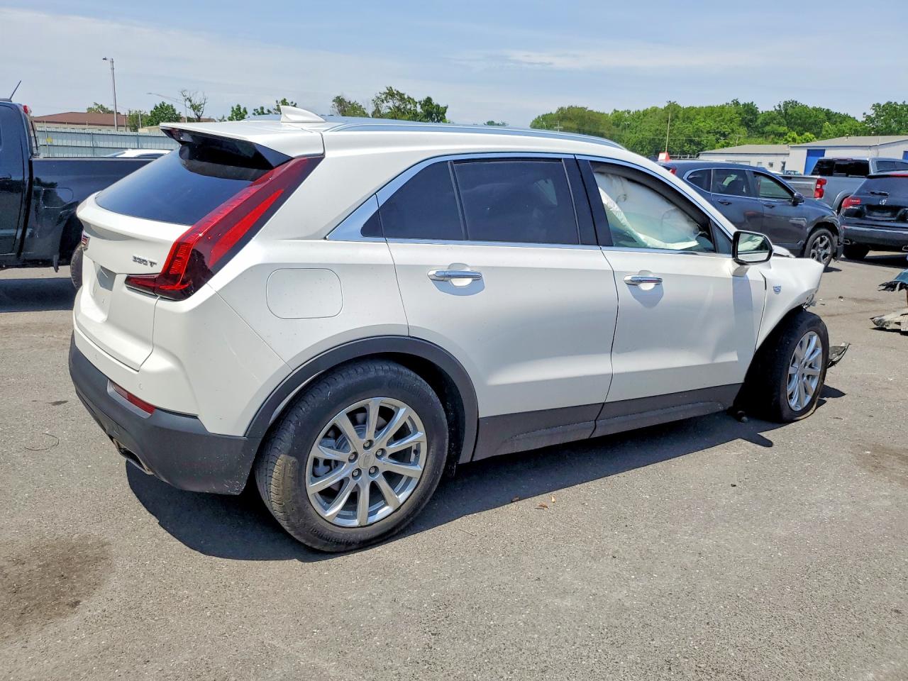 2023 CADILLAC XT4 LUXURY — снимка 3