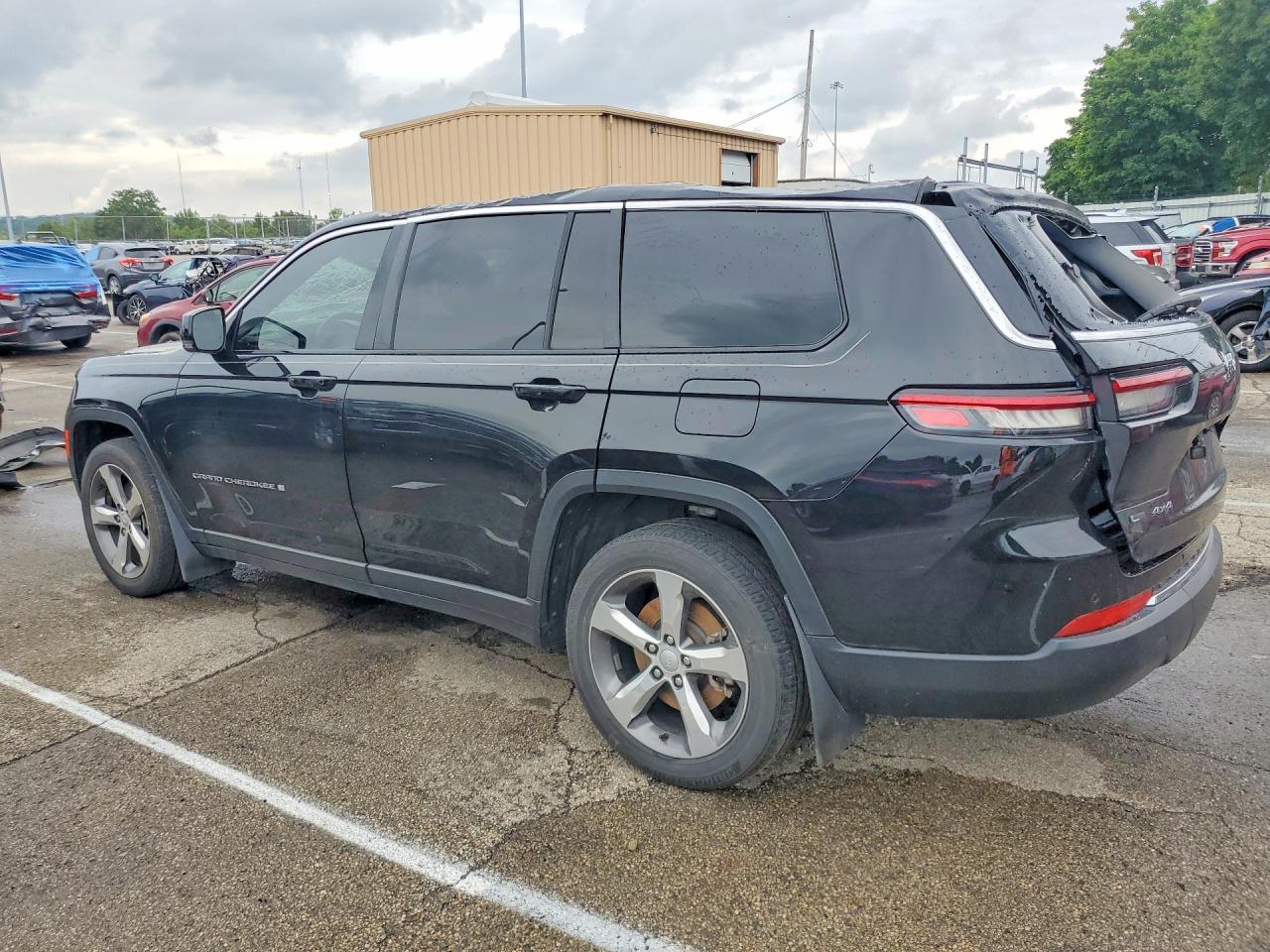 2021 JEEP GRAND CHEROKEE L LIMITED — снимка 2
