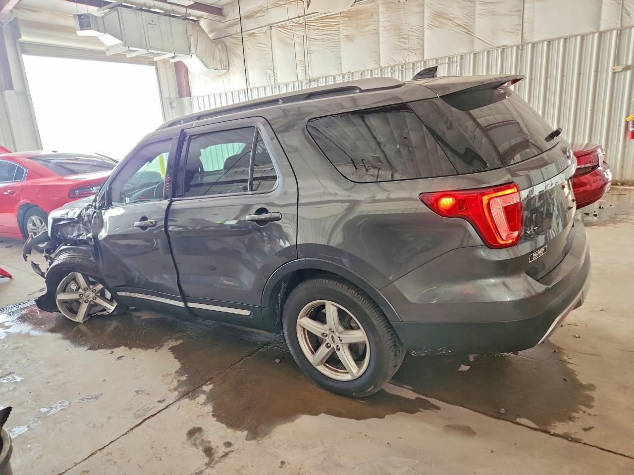 2017 FORD EXPLORER XLT — снимка 2