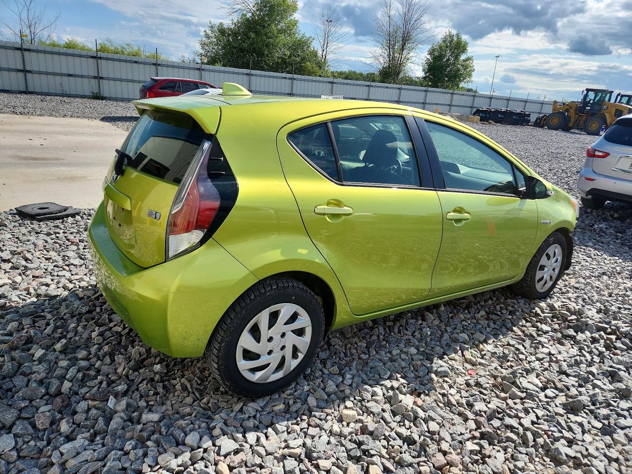 2015 TOYOTA PRIUS C THREE — снимка 3