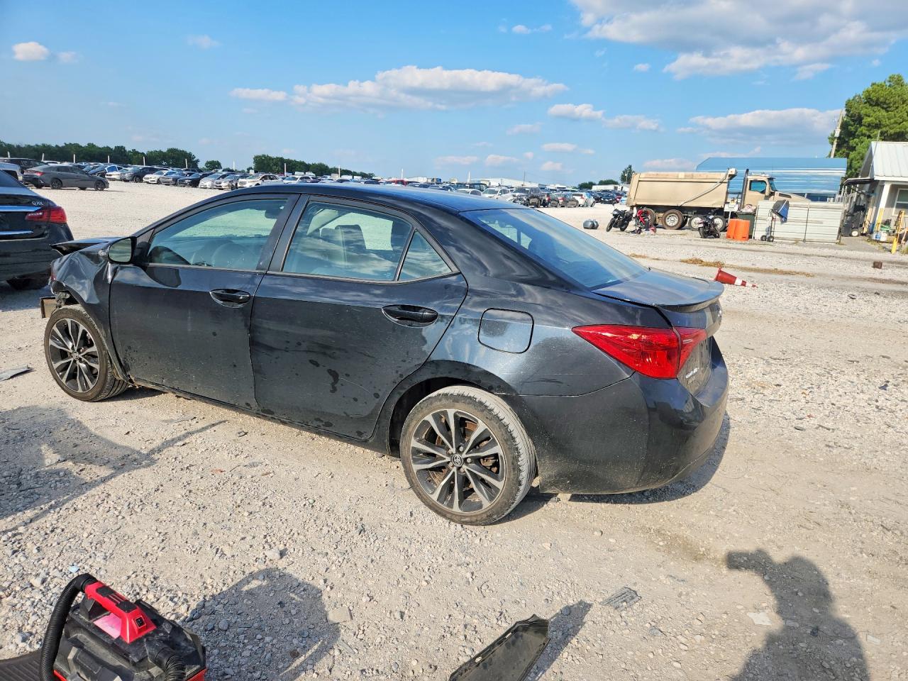2018 TOYOTA COROLLA SE — снимка 2