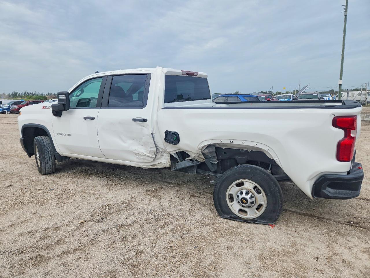 2023 CHEVROLET SILVERADO K2500 HEAVY DUTY — снимка 2