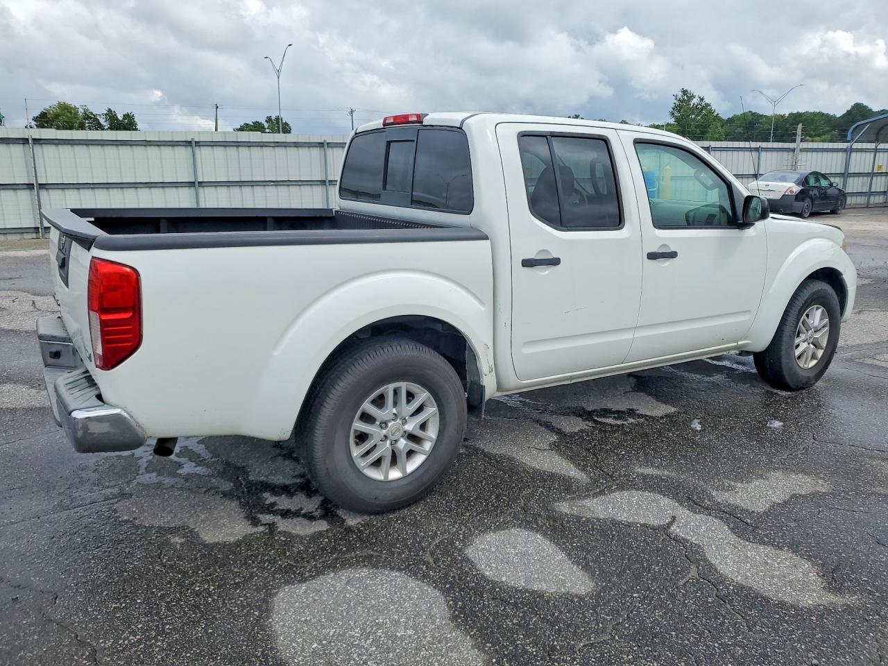 2015 NISSAN FRONTIER SV — снимка 3