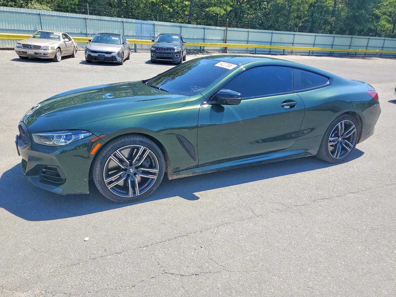 2025 BMW M850XI