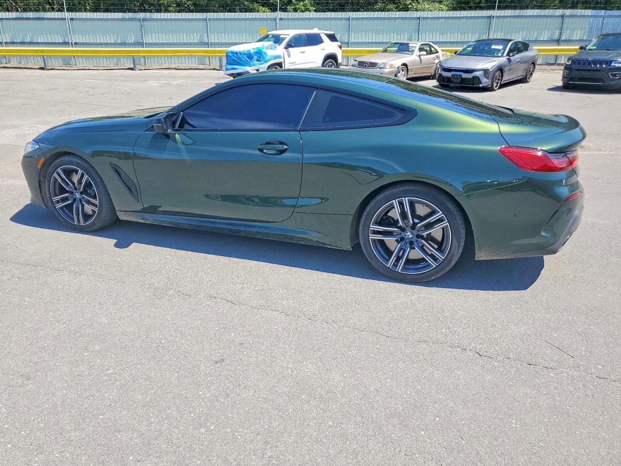2025 BMW M850XI — снимка 2