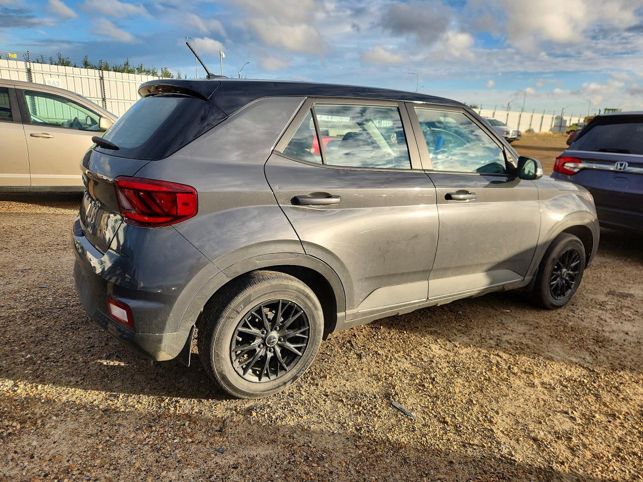 2023 HYUNDAI VENUE SE — снимка 3