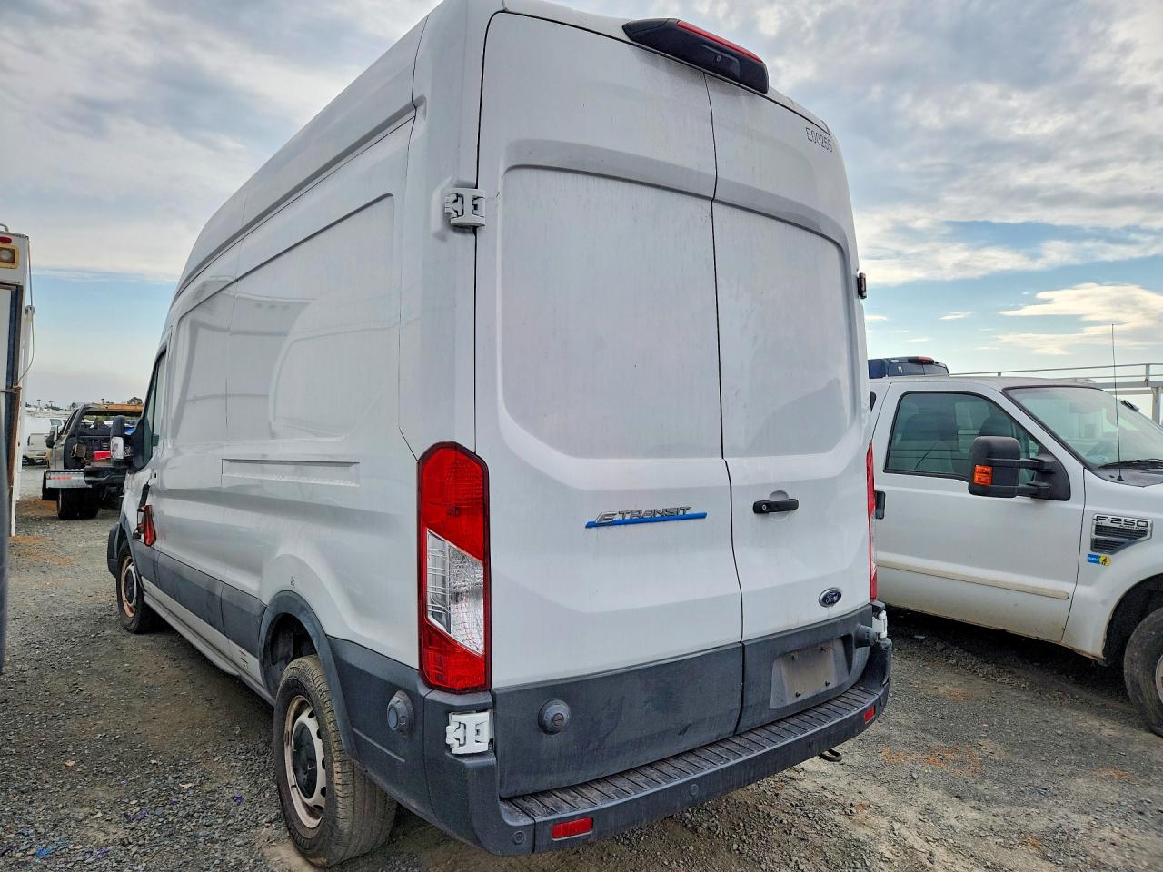 2022 FORD TRANSIT T-350 — снимка 2