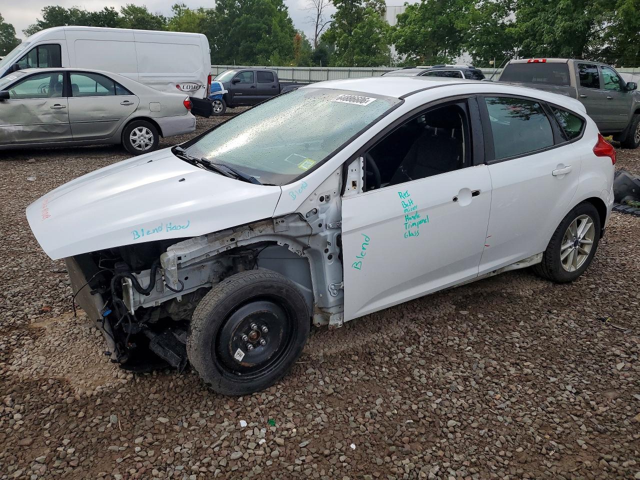2017 FORD FOCUS SE