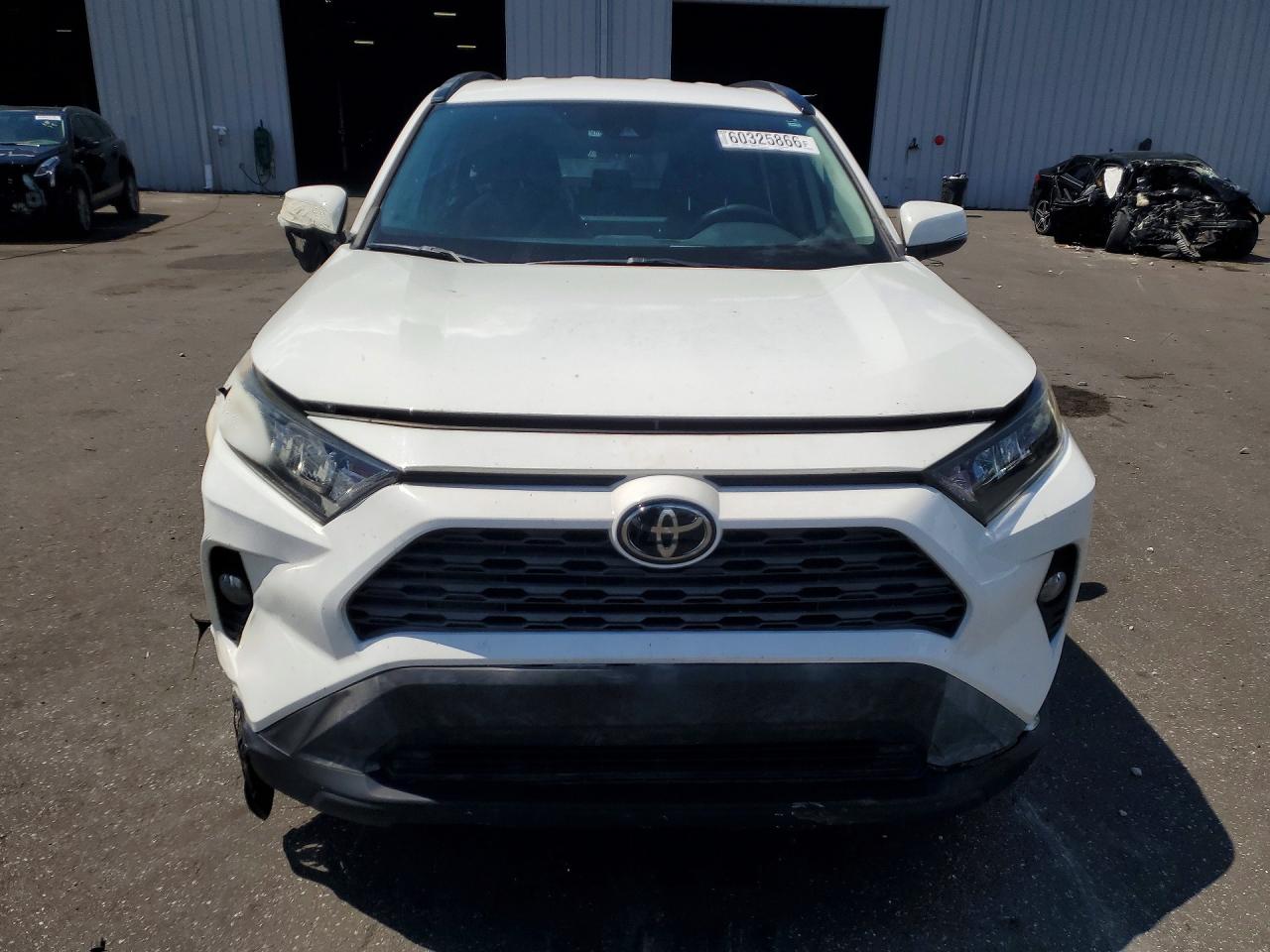 2021 TOYOTA RAV4 — снимка 5