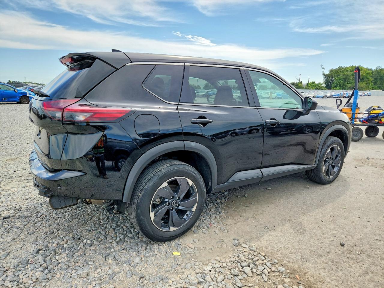 2025 NISSAN ROGUE SV — снимка 3