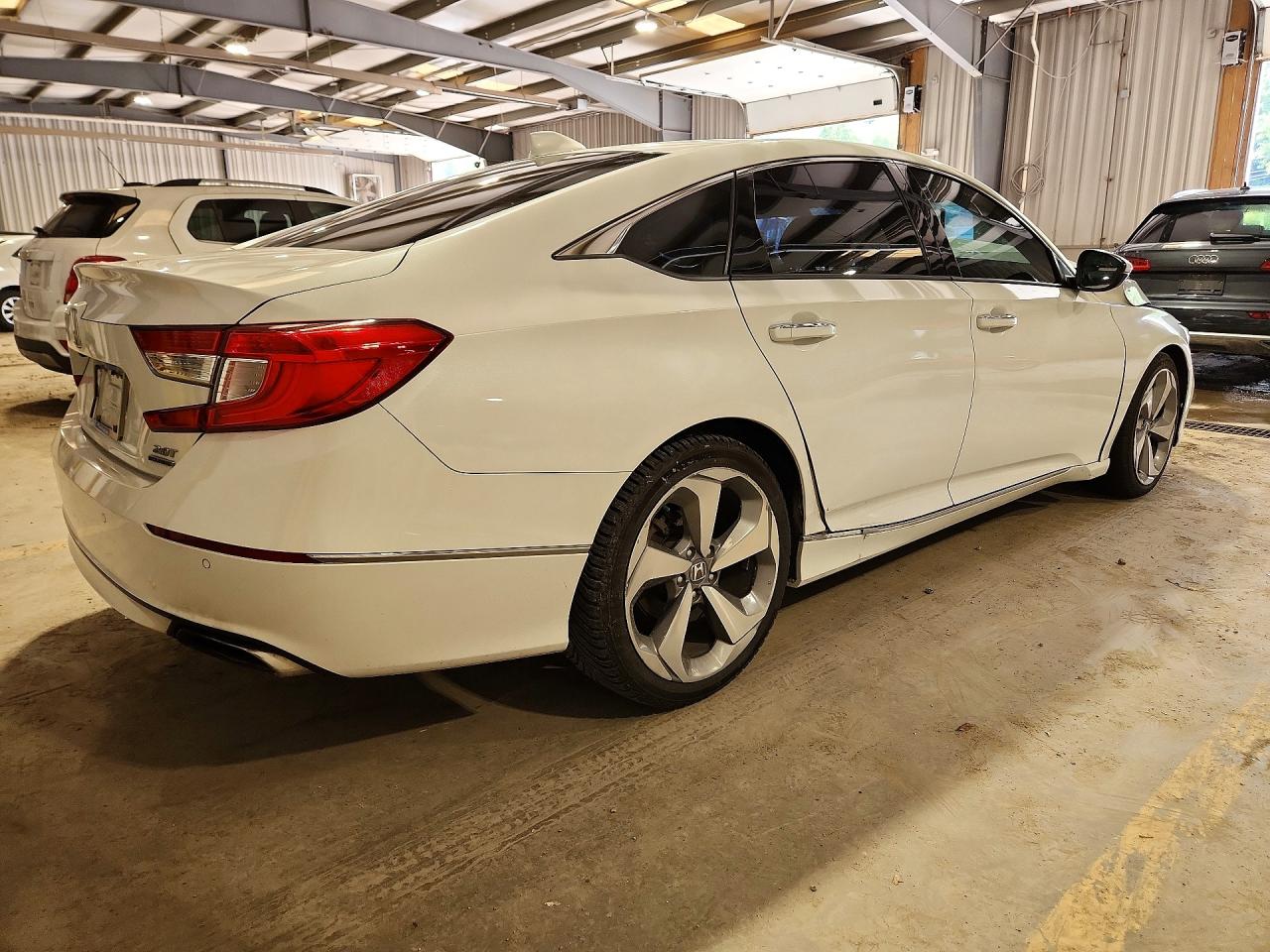 2019 HONDA ACCORD TOURING — снимка 3