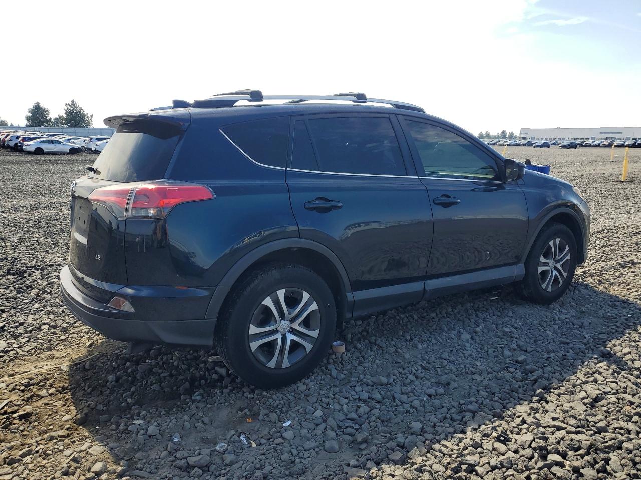 2018 TOYOTA RAV4 LE — снимка 3